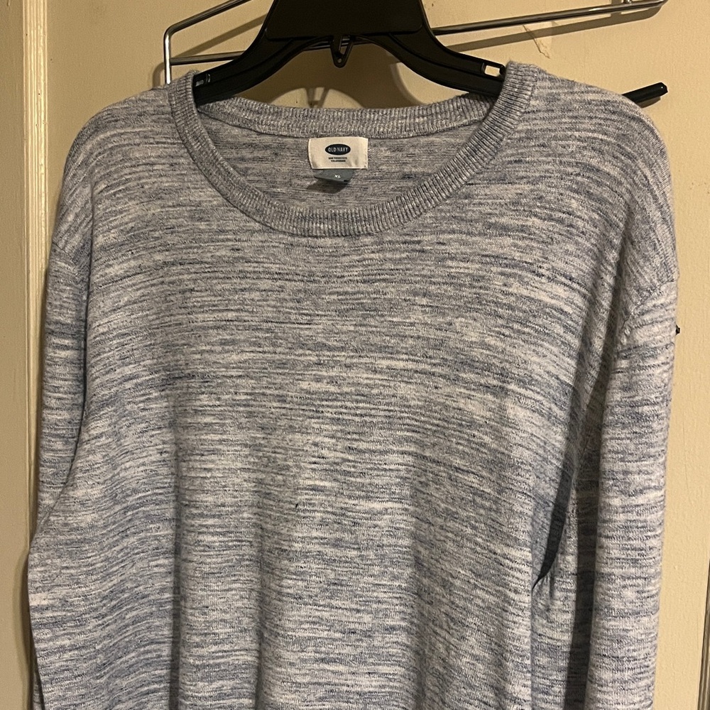 Old Navy Heathered Gray Sweater